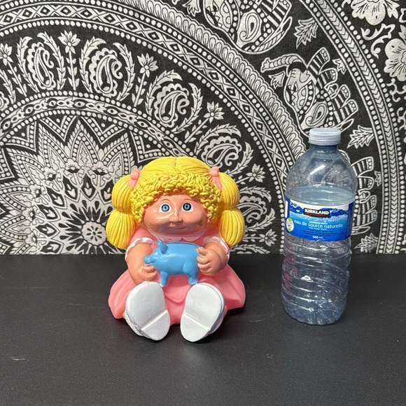 Vintage Cabbage Patch doll plastic piggy bank - Picture 3 of 8